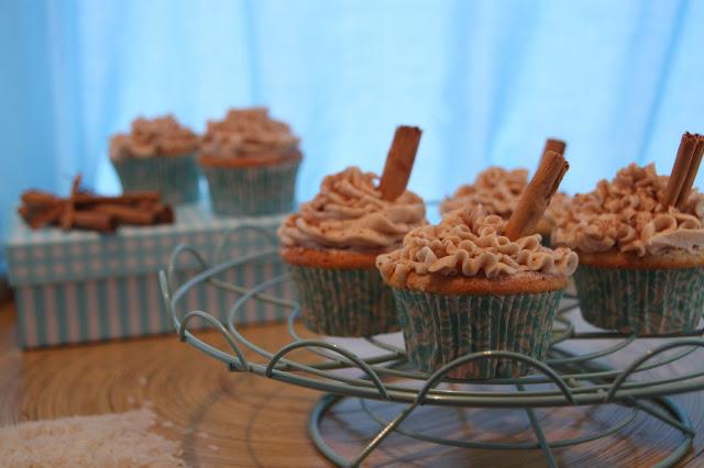 Cupcakes de arroz con leche con buttercream de canela