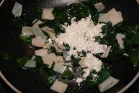 Canutillos rellenos de Muselina de Espinacas y Foie a los dos Quesos Canutillos rellenos de Muselina de Espinacas y Foie a los dos Quesos