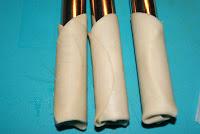 Canutillos rellenos de Muselina de Espinacas y Foie a los dos Quesos Canutillos rellenos de Muselina de Espinacas y Foie a los dos Quesos