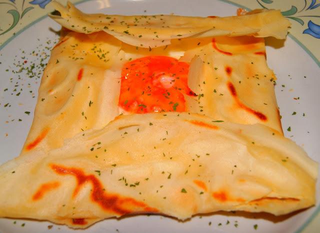 Crepe salada de Mozarella, Pavo y Huevo Crepe salada de Mozarella, Pavo y Huevo