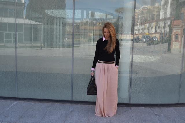 SOFT TONESBuenos días!!! Este fue el look que escogí ayer... SOFT TONESBuenos días!!! Este fue el look que escogí ayer...