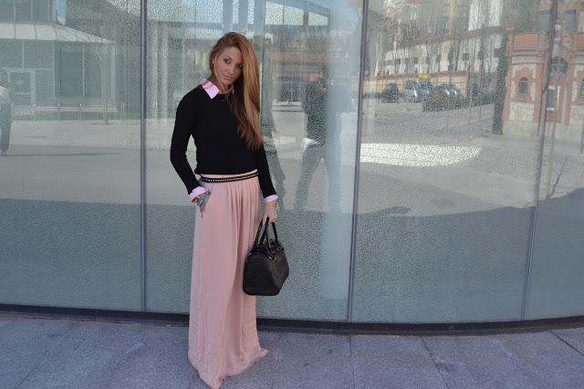 SOFT TONESBuenos días!!! Este fue el look que escogí ayer... SOFT TONESBuenos días!!! Este fue el look que escogí ayer...