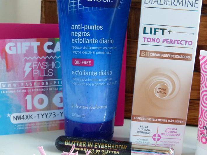Glossy Box Young Beauty Glossy Box Young Beauty