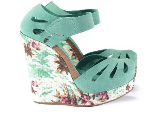 http://m1.paperblog.com/i/176/1764642/zapatos-primavera-verano-2013-pedro-garcia-ma-L-olLEnt.jpeg