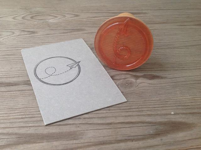 SELLO DE GOMA REPARANDO ALAS ROTAS SELLO DE GOMA REPARANDO ALAS ROTAS