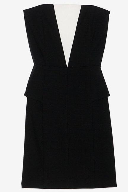 LA ELEGANCIA DE UN VESTIDO NEGRO. LA ELEGANCIA DE UN VESTIDO NEGRO.