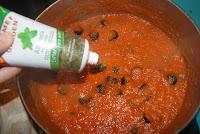 Spaghetti a la Puttanesca Spaghetti a la Puttanesca