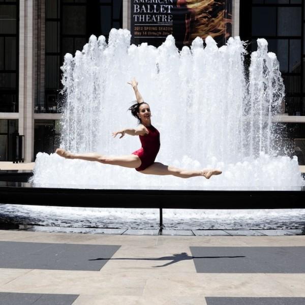 Lisa Tomasetti: El ballet llega a la calle