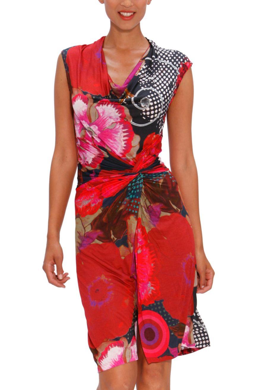 The color of spring by Desigual/ El color de la primavera: Desigual. The color of spring by Desigual/ El color de la primavera: Desigual.