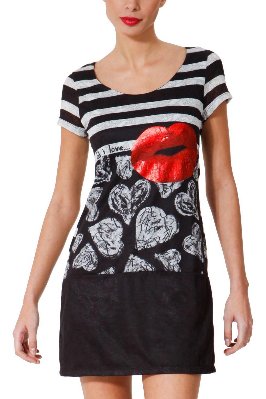 The color of spring by Desigual/ El color de la primavera: Desigual. The color of spring by Desigual/ El color de la primavera: Desigual.