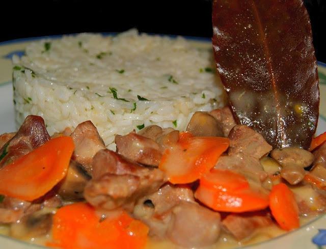 Blanquette de pavo con arroz pilaf Blanquette de pavo con arroz pilaf