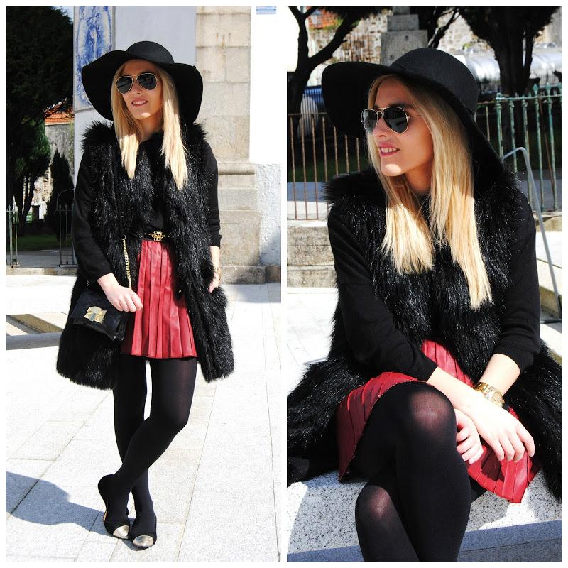 Burgundy skirt Porto. Burgundy skirt Porto.