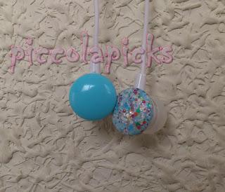 DIY: CUSTOMIZANDO UNOS CASCOS DIY: CUSTOMIZANDO UNOS CASCOS