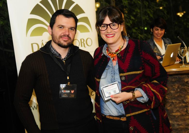 Dátil & Tweet Dátil & Tweet