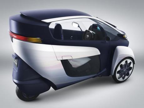 Toyota presenta el prototipo eléctrico I-ROAD