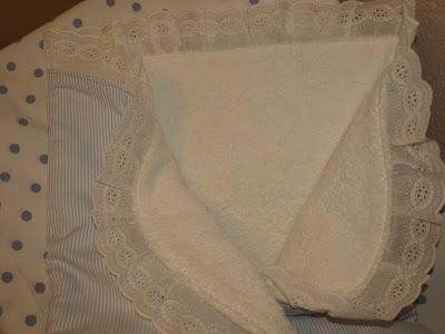 Y para arropar a Miguel, ahora que se va a la fría Escocia.... este arrullo! Y para arropar a Miguel, ahora que se va a la fría Escocia.... este arrullo!