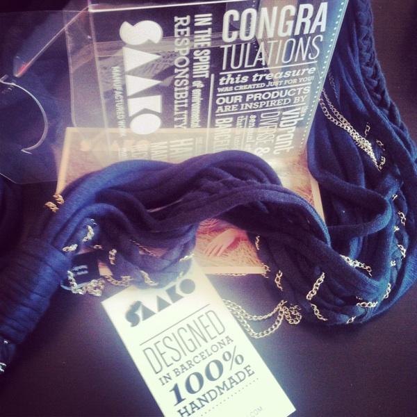 Saako: accesorios de diseño Made in Barcelona hechos a mano con tela reutilizadas saako designed in barcelona