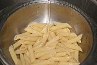 Penne a la Siciliala con Queso Fundido Penne a la Siciliala con Queso Fundido