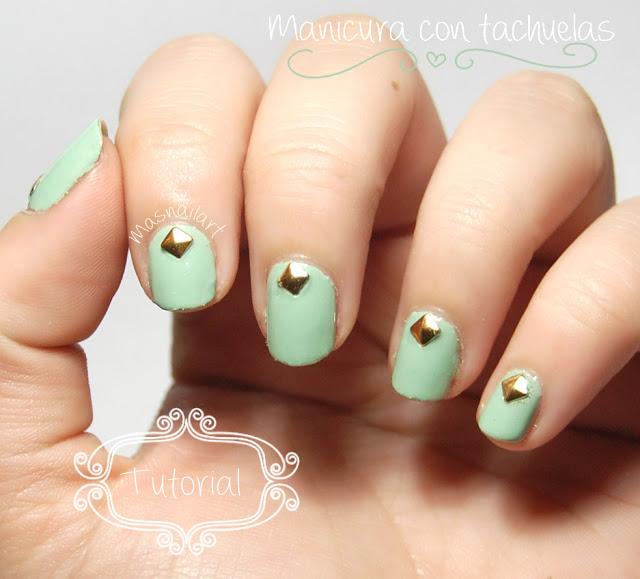 NOTD + TUTORIAL: Uñas con tachuelas. NOTD + TUTORIAL: Uñas con tachuelas.