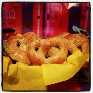 BRETZELS / PRETZELS Foto 19-02-13 18 53 34