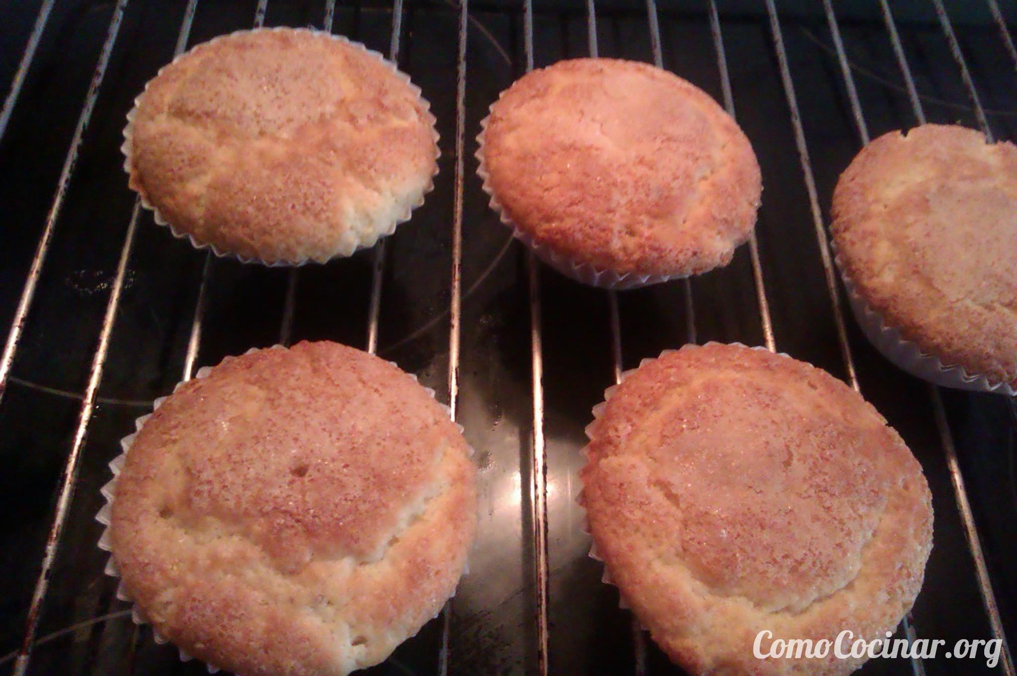 ¿Cómo hacer magdalenas al limón? Magdalenas al limón