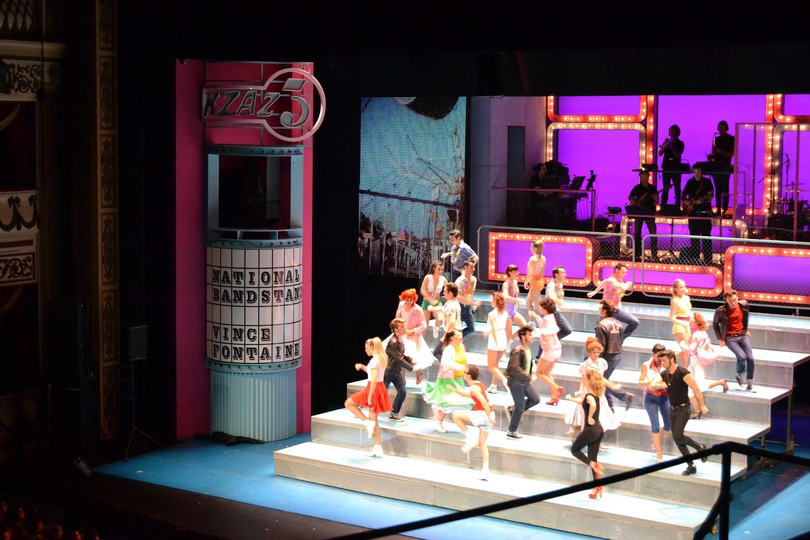 GREASE.... GREASE....