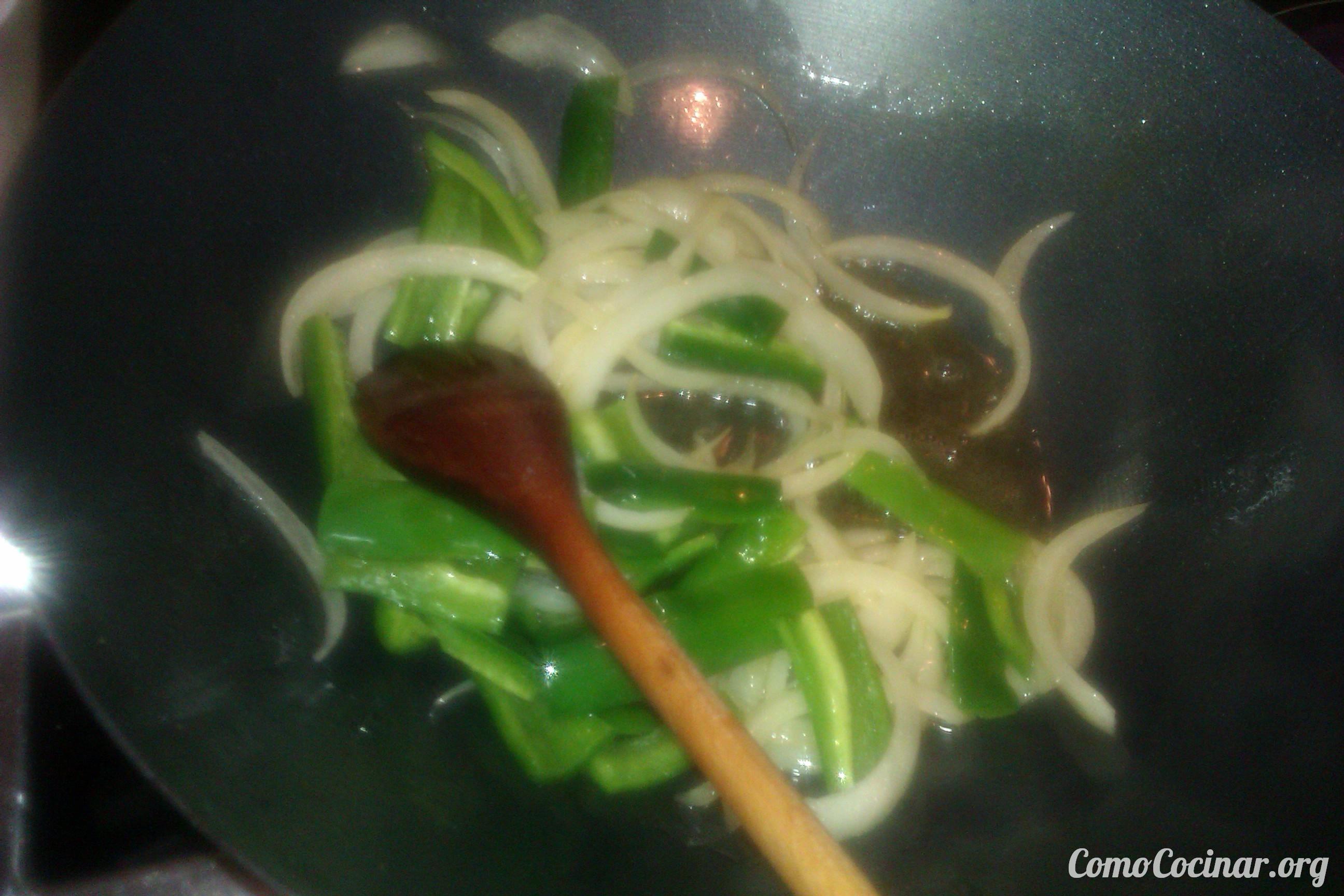 ¿Cómo hacer pollo con salsa de almendras? paso a paso pollo con almendras