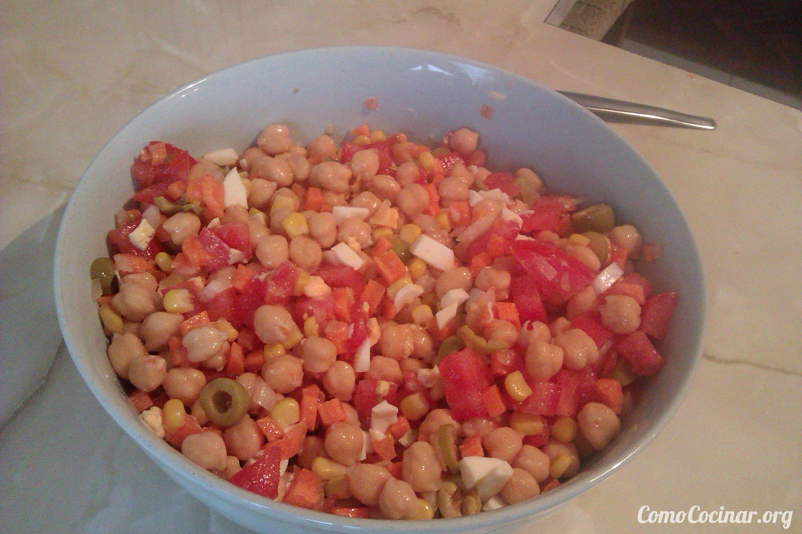 paso a paso ensalada de garbanzos