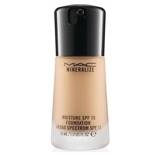 Mineralize Moisture SPF 15 Foundation de M•A•C Mineralize Moisture SPF 15 Foundation de M•A•C