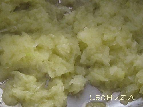 ALITAS DE POLLO CON SALSA DE QUESO MAHÓN Alitas de pollo con salsa de queso (39)