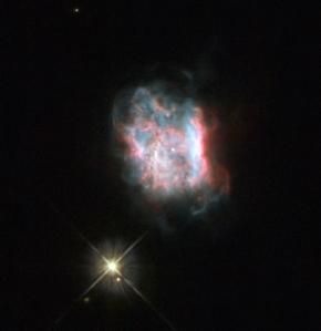 El Hubble observa la nebulosa J900 disfrazada de estrella doble Masquerading as a double star