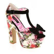 Zapatos con Sello Propio “Apuesta por la Colección Iron Fist “ Zapatos con Sello Propio “Apuesta por la Colección Iron Fist “