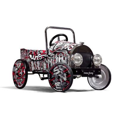 VAMOS DE PASEO EN UN AUTO NUEVO VAMOS DE PASEO EN UN AUTO NUEVO