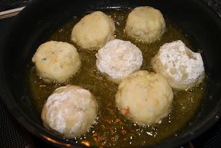 Albondigas de Bacalao Fresco en Salsa Verde Albondigas de Bacalao Fresco en Salsa Verde