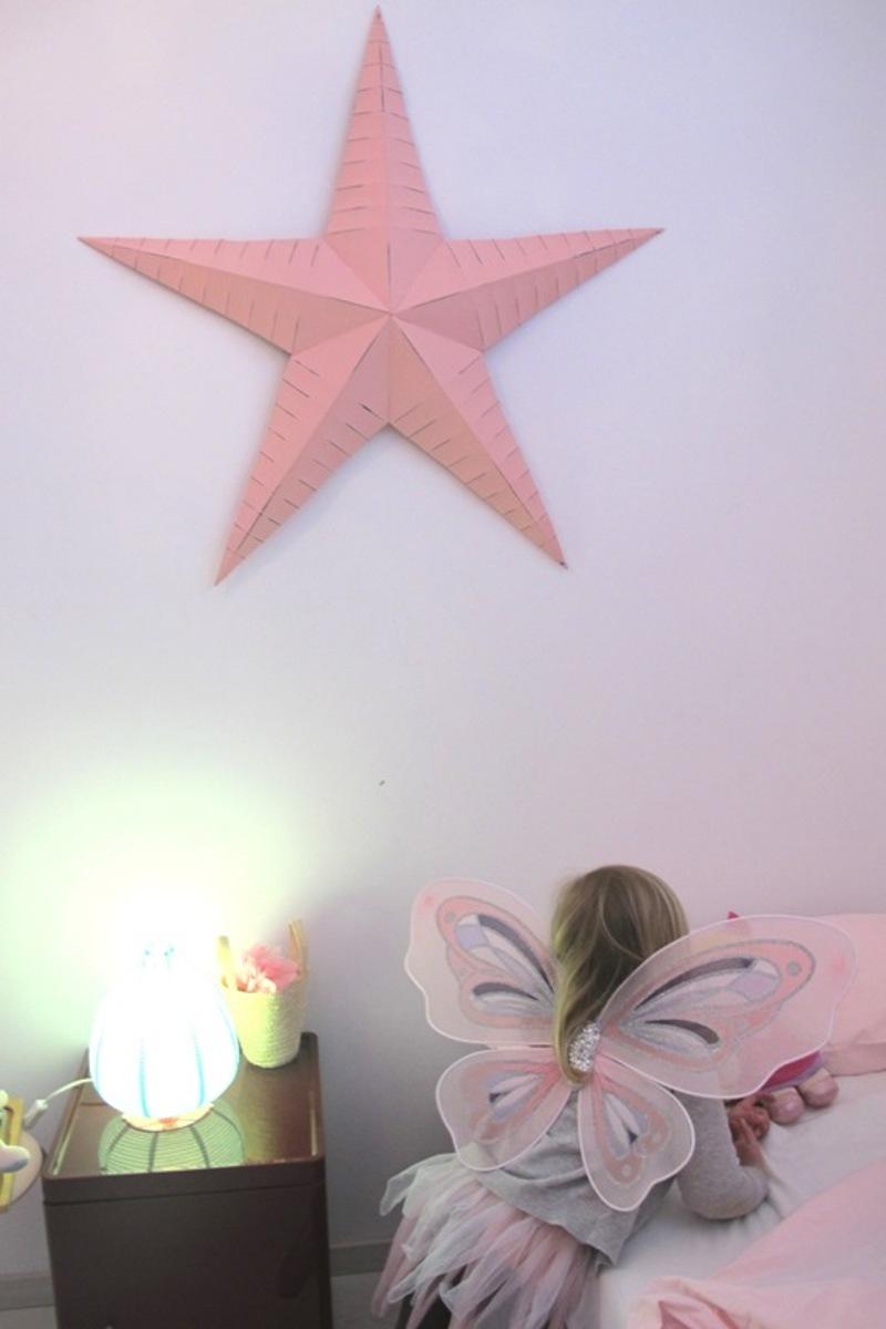 Chica con estrella Chica con estrella
