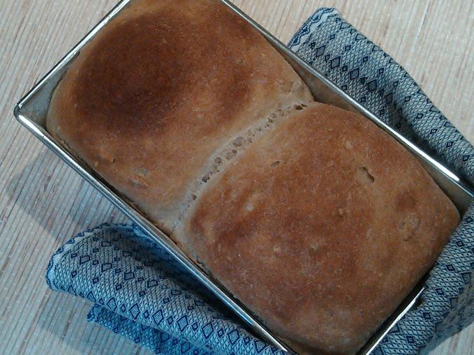 Pan de centeno suave con comino