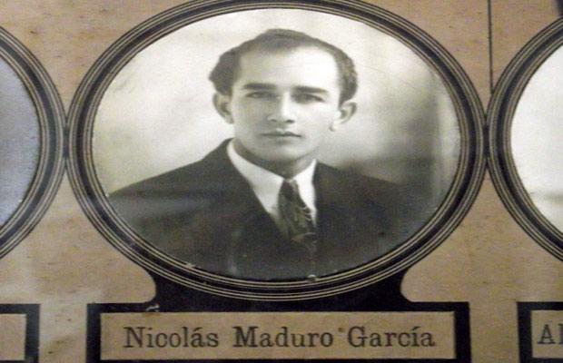 Nicolás Maduro García, padre de Nicolás Maduro Moros, obtuvo su título de bachiller del Colegio Nacional José Eusebio Caro, de Ocaña, en 1947.
