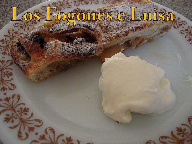 STRUDEL DE MANZANA EN DOS VERSIONES STRUDEL DE MANZANA EN DOS VERSIONES