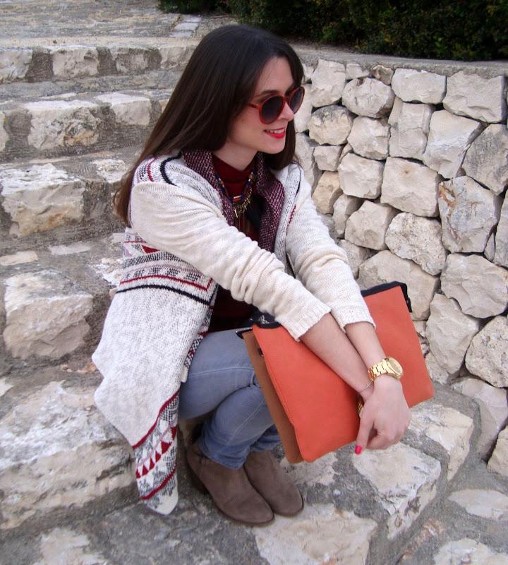 KNiTTeD ETHNiC KNiTTeD ETHNiC