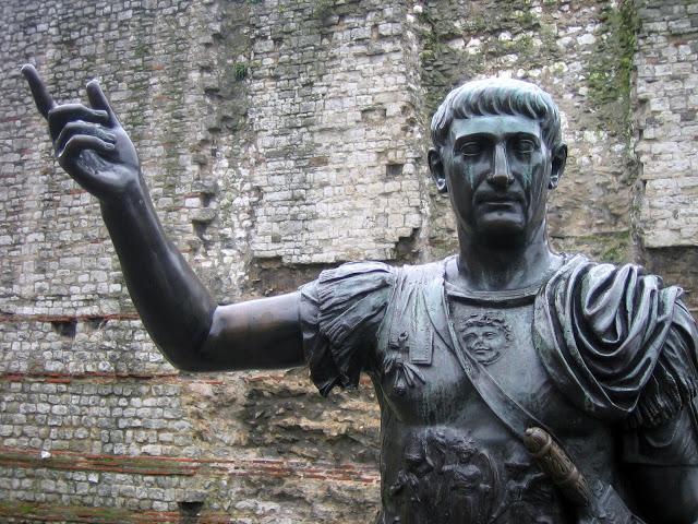 Cuando Londres era Londinium: Caminando con un muro romano Cuando Londres era Londinium: Caminando con un muro romano