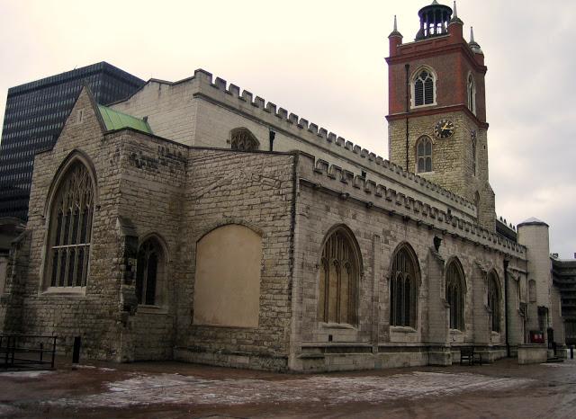 Cuando Londres era Londinium: Caminando con un muro romano Cuando Londres era Londinium: Caminando con un muro romano