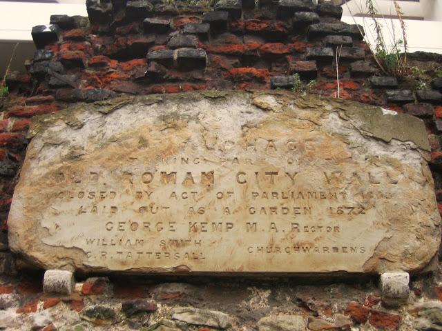 Cuando Londres era Londinium: Caminando con un muro romano Cuando Londres era Londinium: Caminando con un muro romano