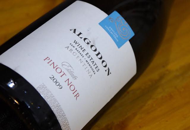 Dos botellas vacías: Andeluna y Algodon Dos botellas vacías: Andeluna y Algodon