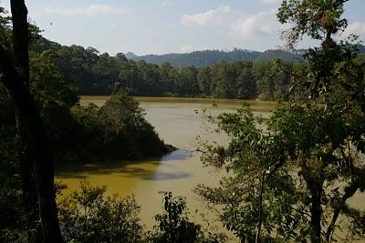 Lagunas de Montebello y El Chiflón Lagunas de Montebello y El Chiflón