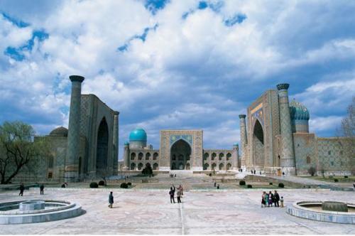 PLAZA REGISTAN MONUMENTOS DE SAMARCANDA