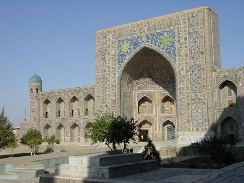 MADRASA ULUGBEK MONUMENTOS DE SAMARCANDA
