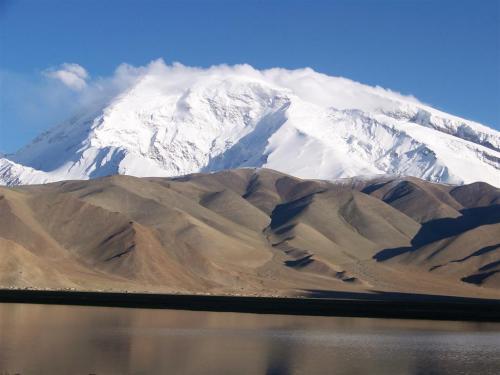 COMBINADO PERLAS UZBEKISTAN Y TREKKING EN MONTAÑAS DE TAYIKISTAN