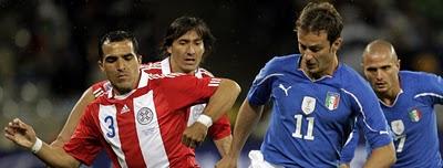 SUDÁFRICA 2010: DIVIDIERON Y SE FUERON ¿CONFORMES? SUDÁFRICA 2010: DIVIDIERON Y SE FUERON ¿CONFORMES?