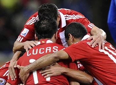 SUDÁFRICA 2010: DIVIDIERON Y SE FUERON ¿CONFORMES? SUDÁFRICA 2010: DIVIDIERON Y SE FUERON ¿CONFORMES?