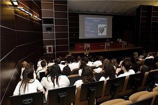Los médicos admiten que la sexualidad es una asignatura pendiente en la atención al adolescente Los médicos admiten que la sexualidad es una asignatura pendiente en la atención al adolescente